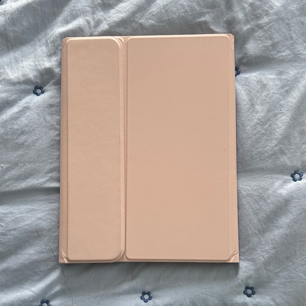 Tablet Folio Case - Blush Pink (iPad A16 11” 2025/ 10th Gen iPad)